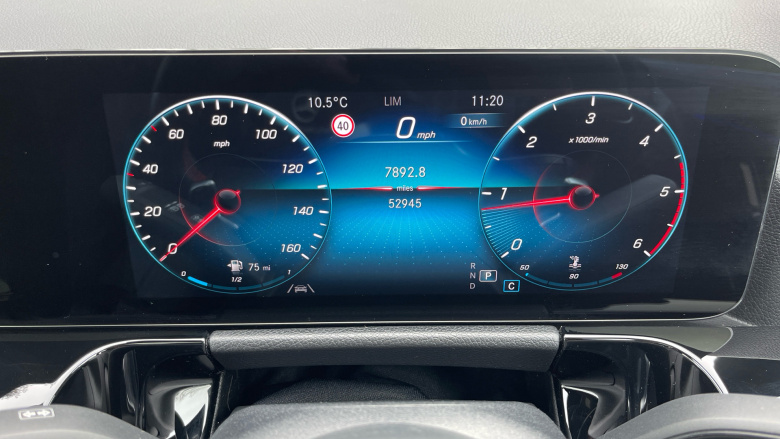 Mercedes-Benz GLA 200d AMG Line Premium Plus 5dr Auto Diesel Hatchback